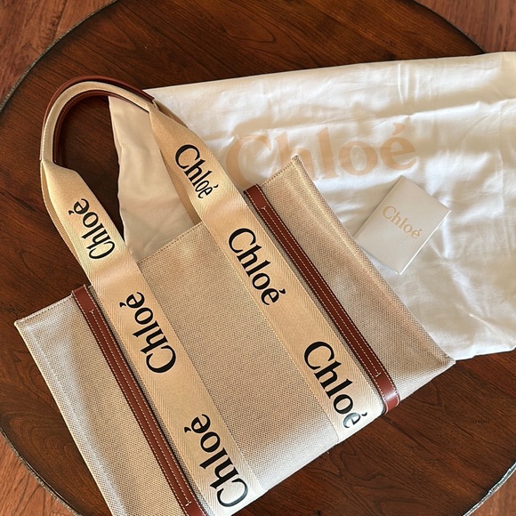 Chloe Handbags - Chloé Medium Woody Tote